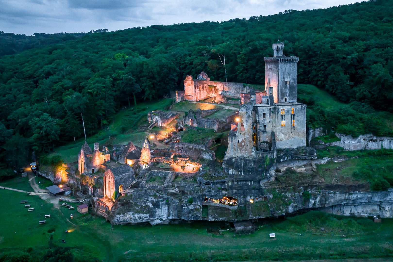 Visite Chateau de Commarque